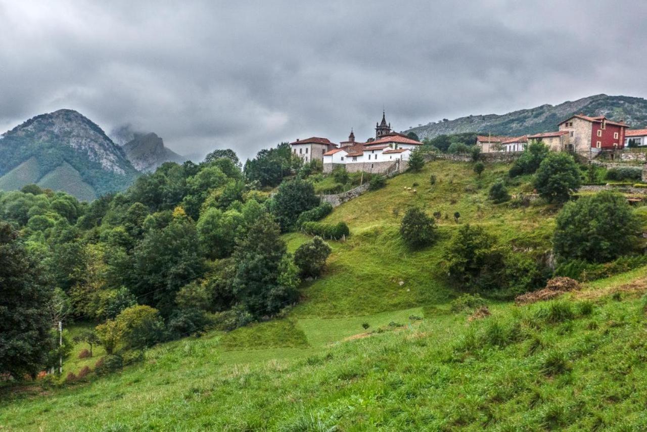 Hotel Rural La Tahona De Besnes アレナス・デ・カブラレス エクステリア 写真