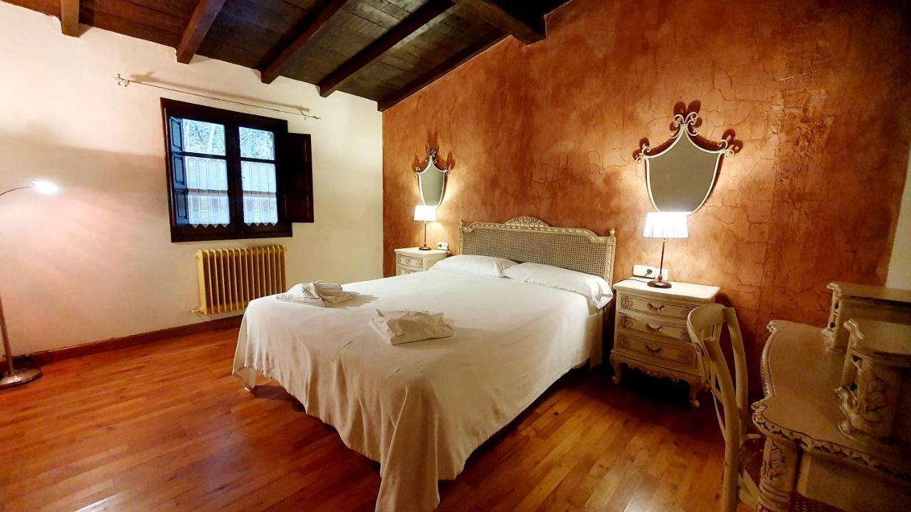 Hotel Rural La Tahona De Besnes アレナス・デ・カブラレス エクステリア 写真