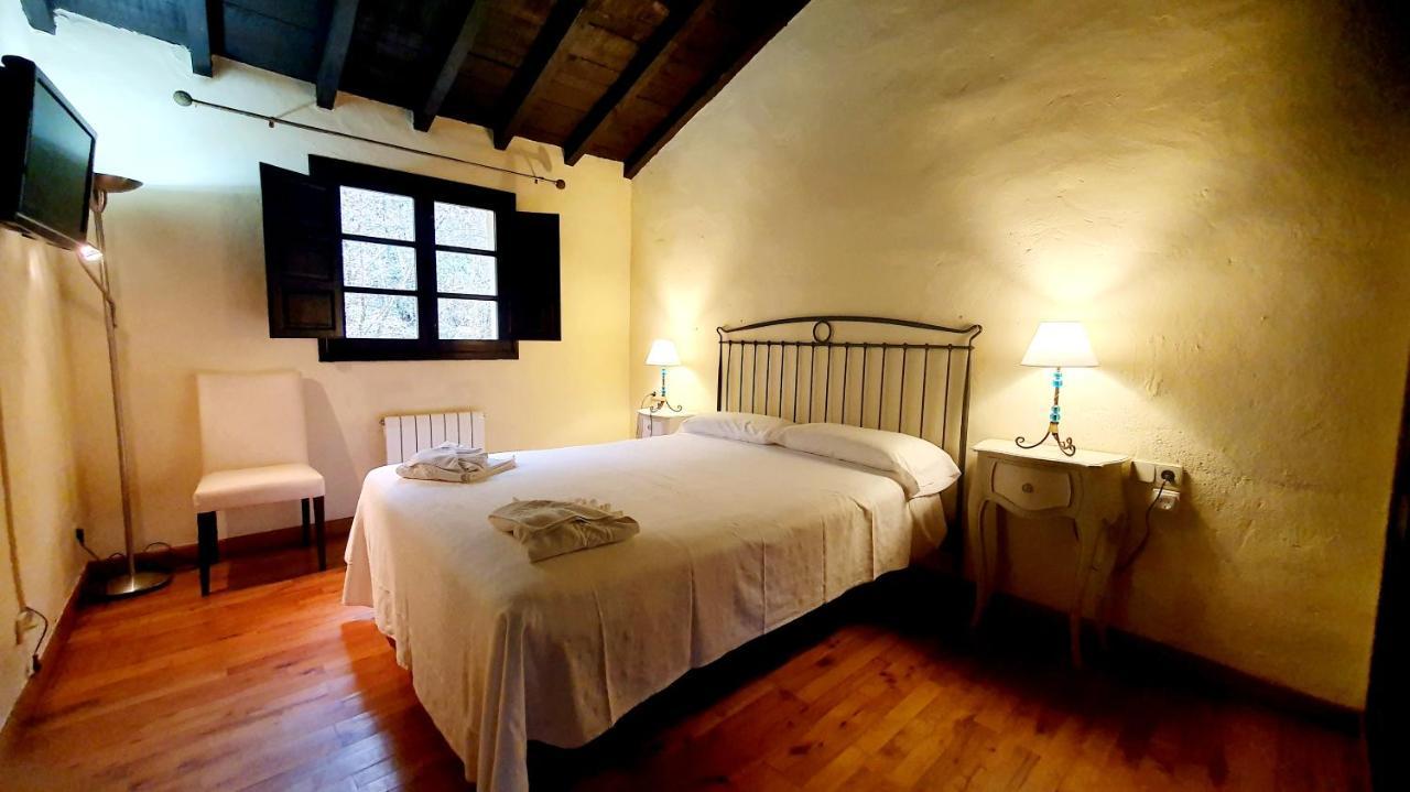 Hotel Rural La Tahona De Besnes アレナス・デ・カブラレス エクステリア 写真