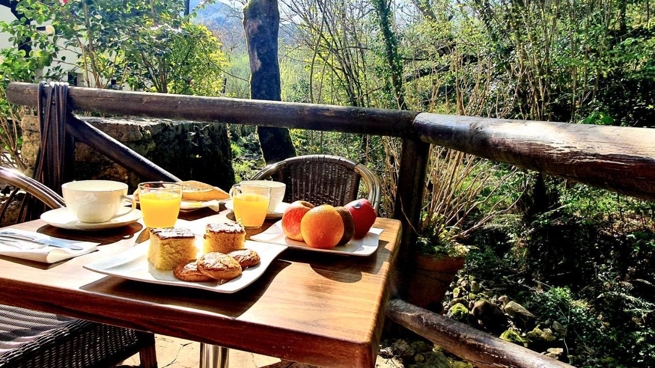Hotel Rural La Tahona De Besnes アレナス・デ・カブラレス エクステリア 写真